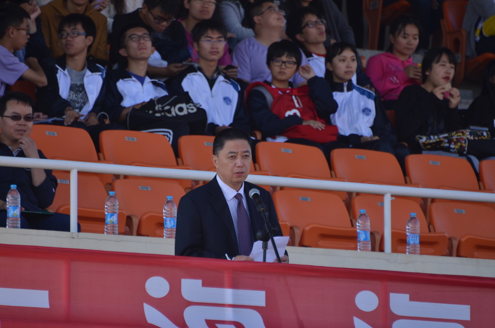 孔凡邨副校长致开幕辞 孔凡邨副校长致开幕辞