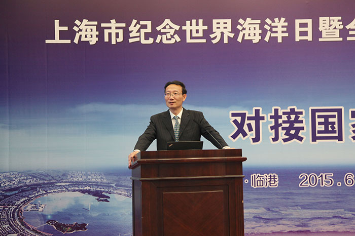 黄有方校长作报告