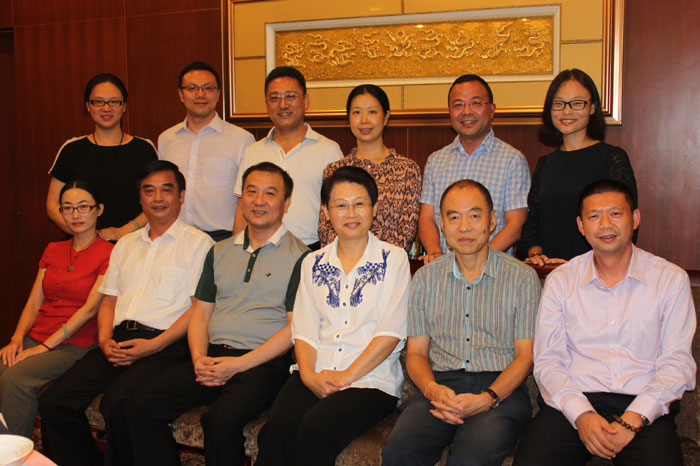 拜访深圳校友会