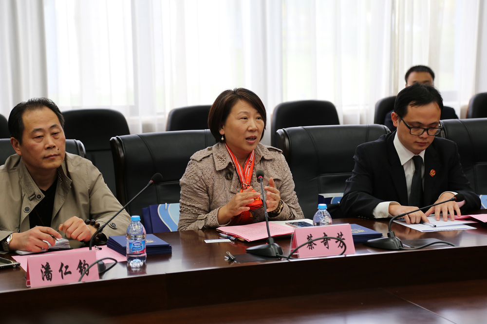 南汇新城司法所所长蔡奇芳致辞