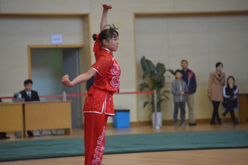  女子长拳、剑术冠军国航147郭梦娇