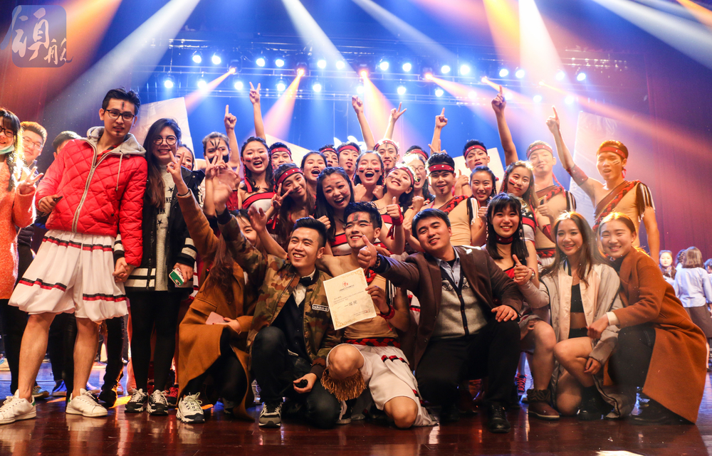 一等奖团队合影