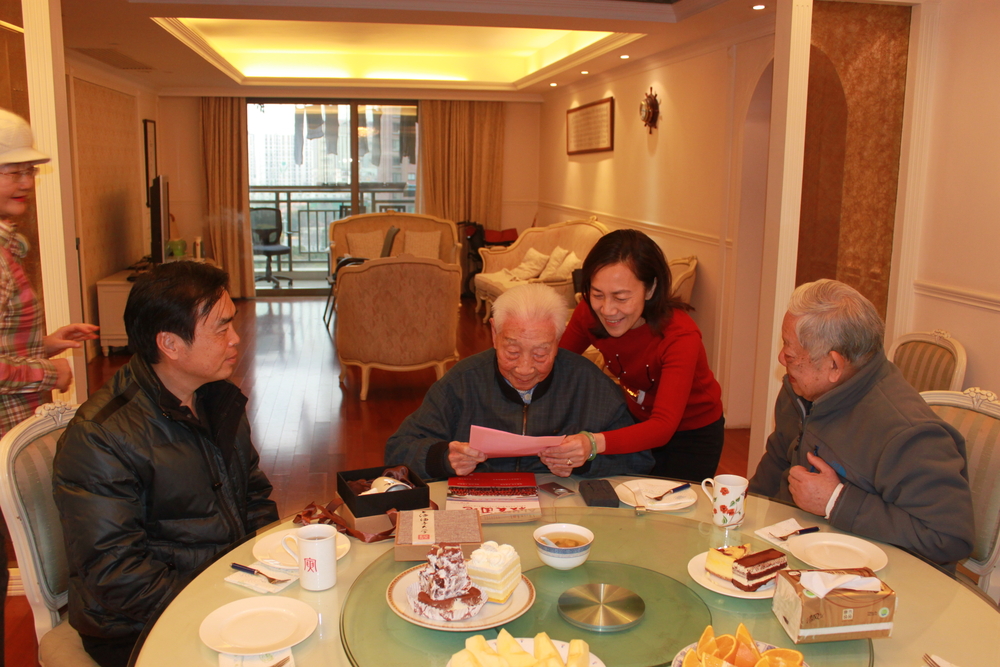 上海海事大学校友会会长、上海海事大学校长黄有方教授致欧椿堃校友的新春贺信