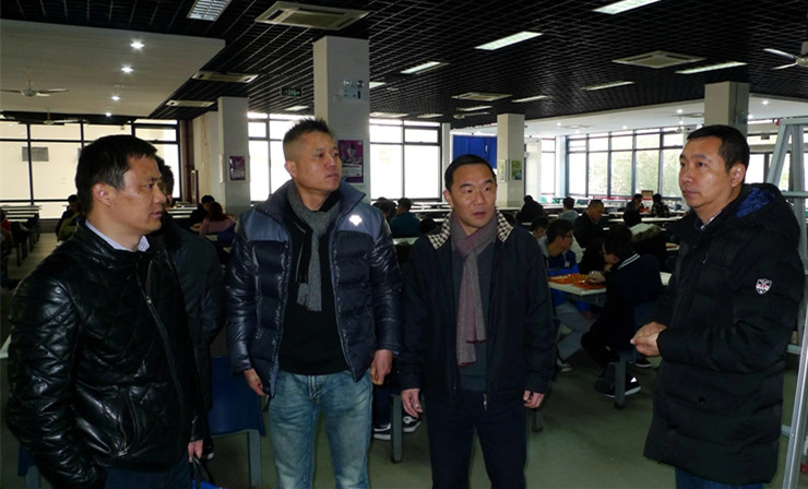 安排落实后勤各项开学准备工作