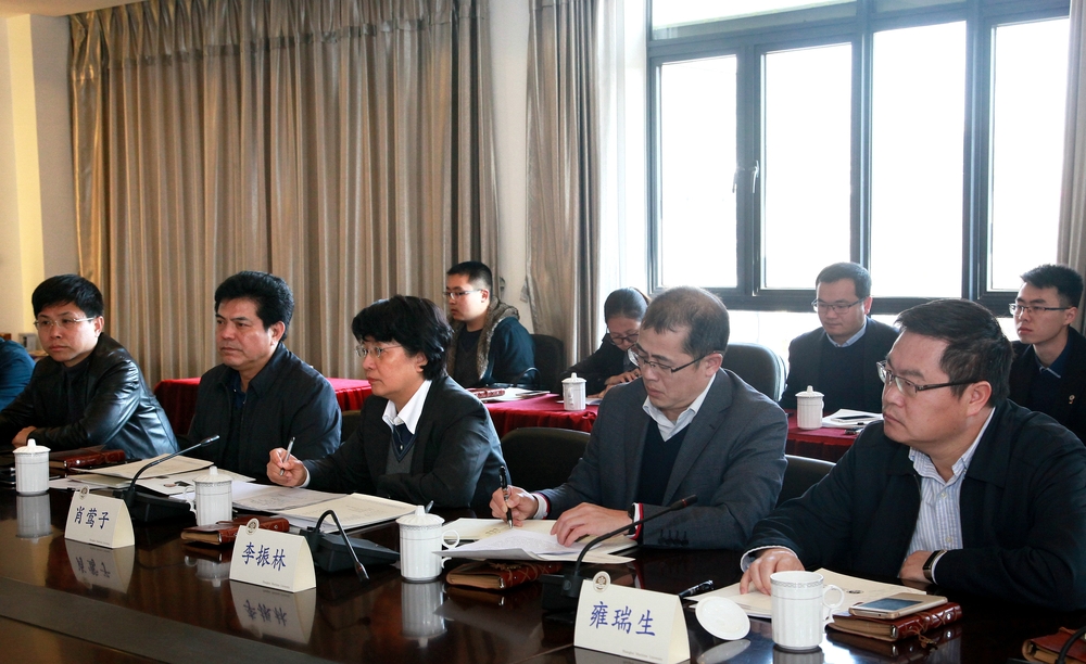 钦州市委书记肖莺子一行访问我校