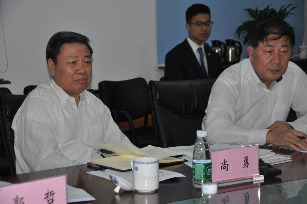 尚勇书记、项昌乐书记听取学会汇报