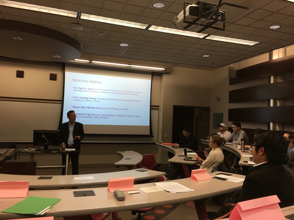 黄校长在运输物流与区域发展国际研讨会开幕式上致辞