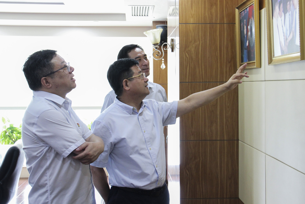 参观上海航交所 参观上海航交所