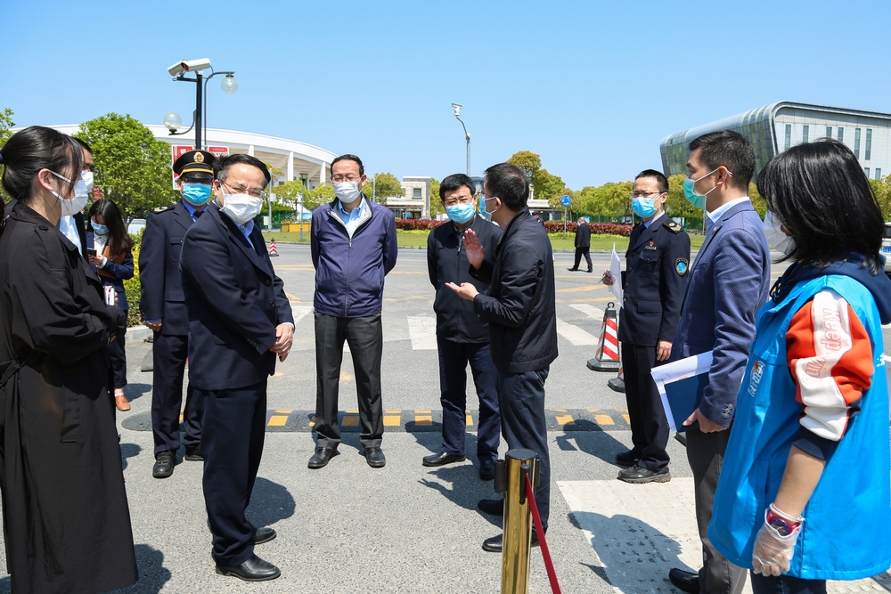 进校通道检查 进校通道检查