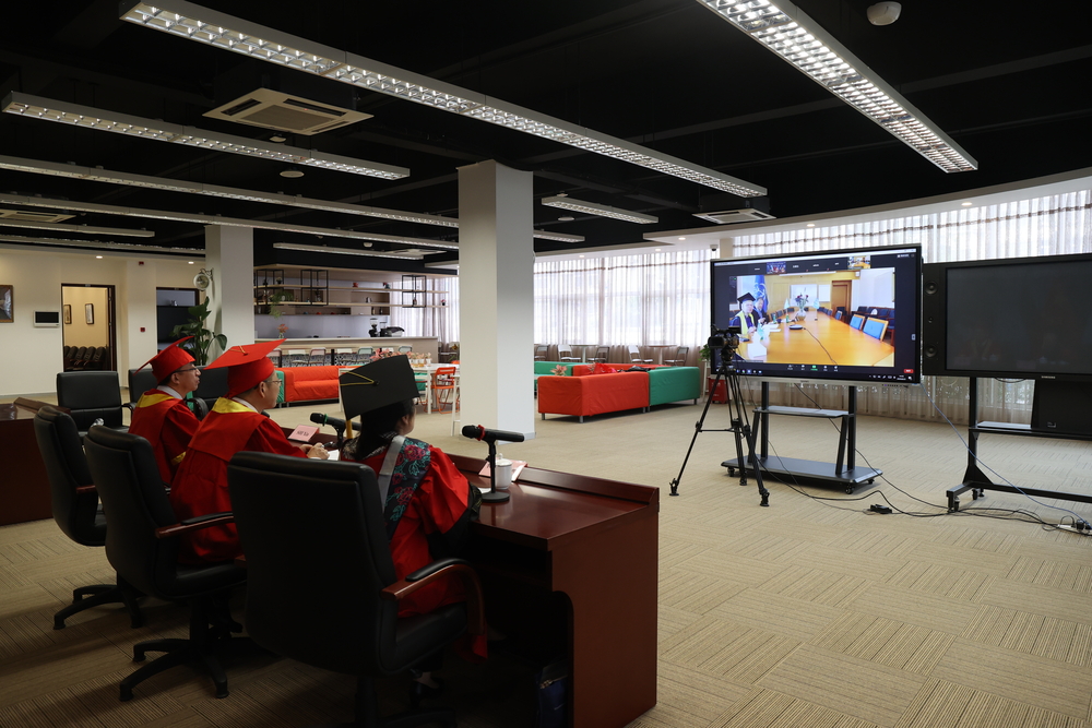 20200826140205006400.jpg 两校领导通过视频连线互致问候