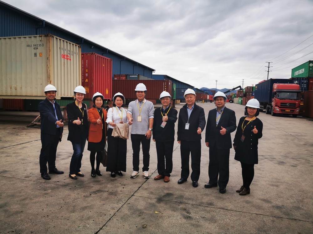 20201107015829670200.jpg 参观宁波国柜物流有限公司