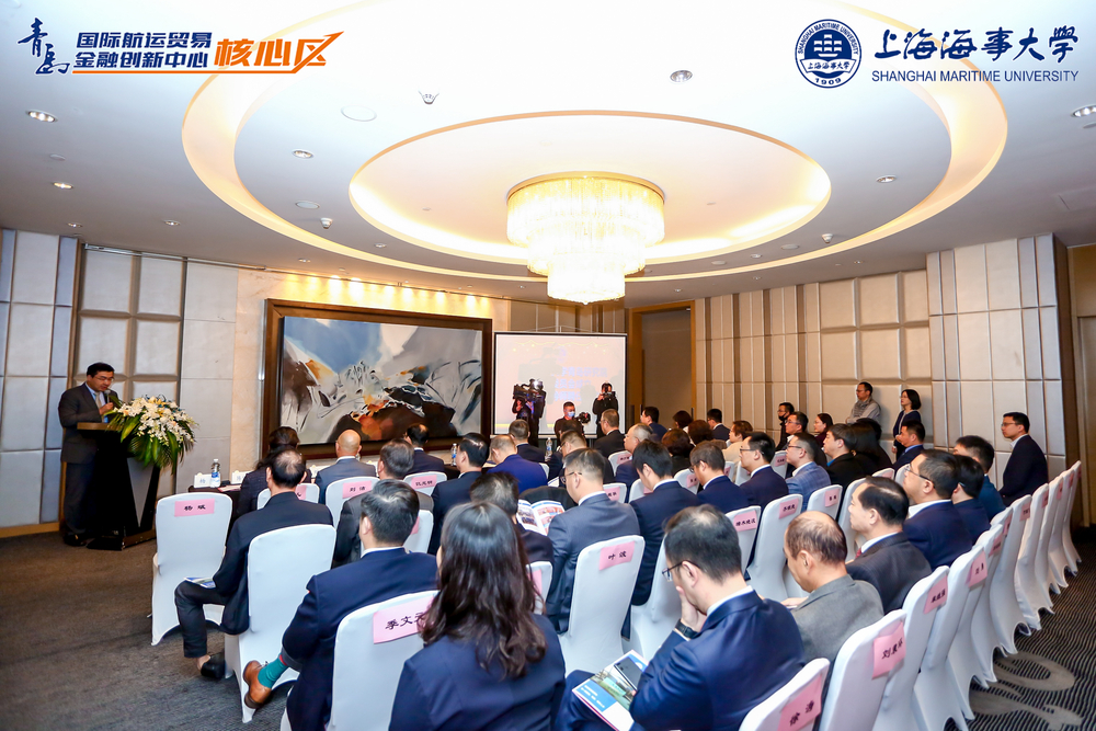 20201126010322398900.jpg 青岛研究院院务委员会成立暨研究生企业导师聘任仪式现场