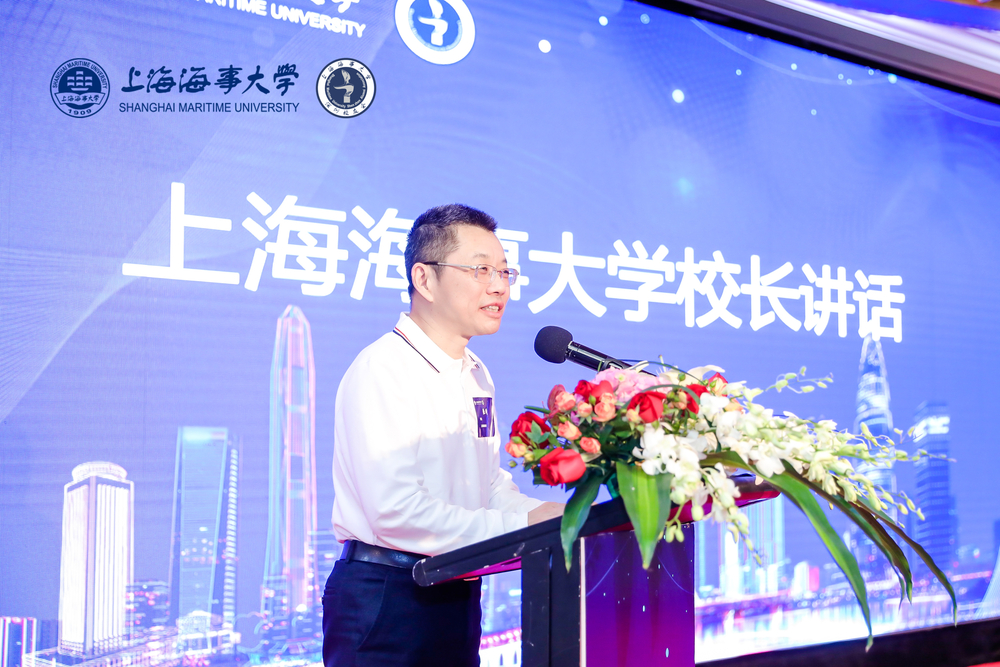 20201207124554151800.jpg 陆靖校长讲话