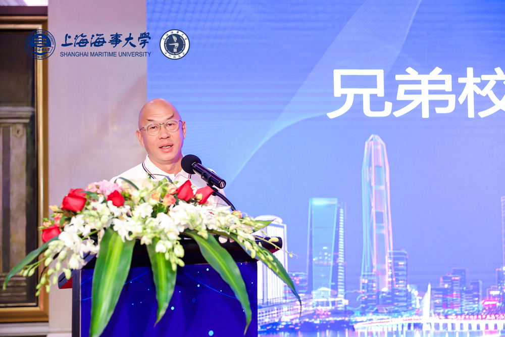 20201207124554871700.jpg 山东校友会会长刘洁代表兄弟校友会致辞