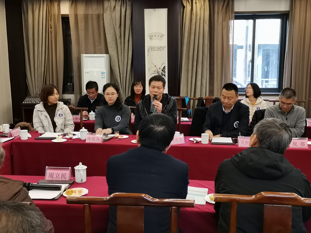 20201215031735071800.jpg 浙江校友会会长徐存永交流发言