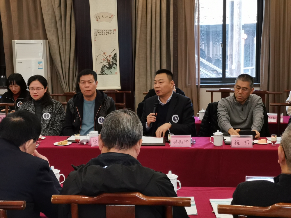 20201215031735196000.jpg 北京校友会副会长吴振华交流发言