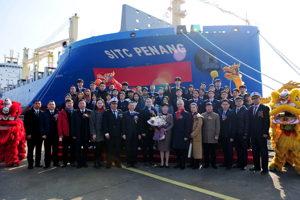 20201222042220381500.jpg 嘉宾合影