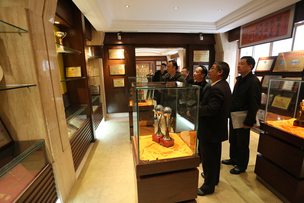 20201227102937132300.jpg 参观企业