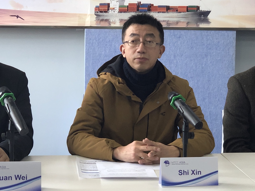 20210120081900147700.jpg 施欣副校长致欢迎辞