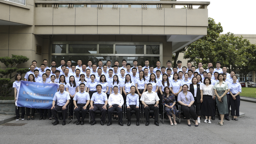 20210601093313418100.jpg 合影留念