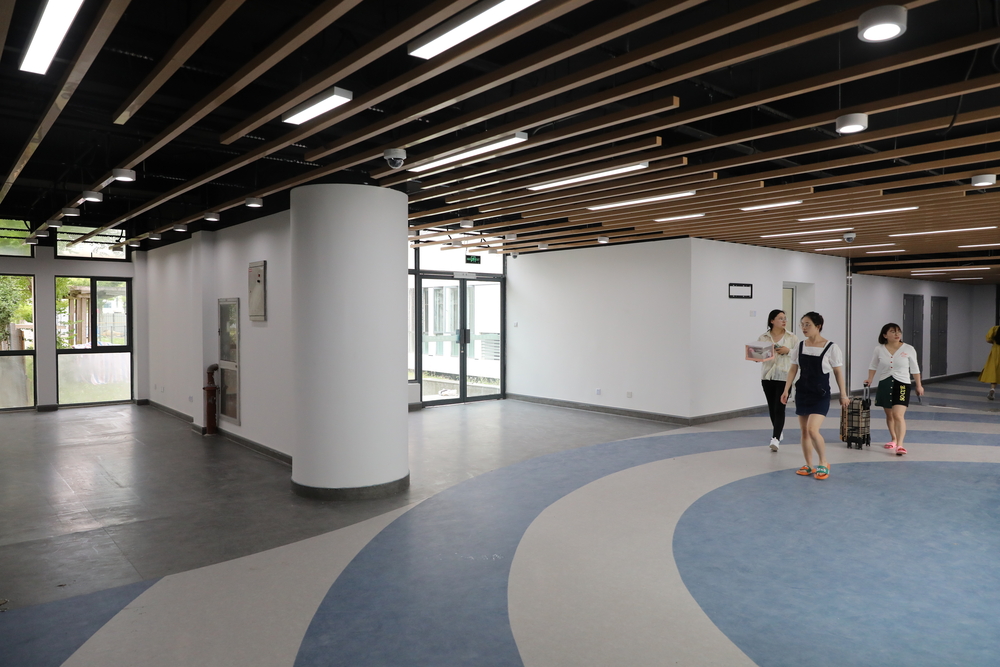 21号学生公寓大厅