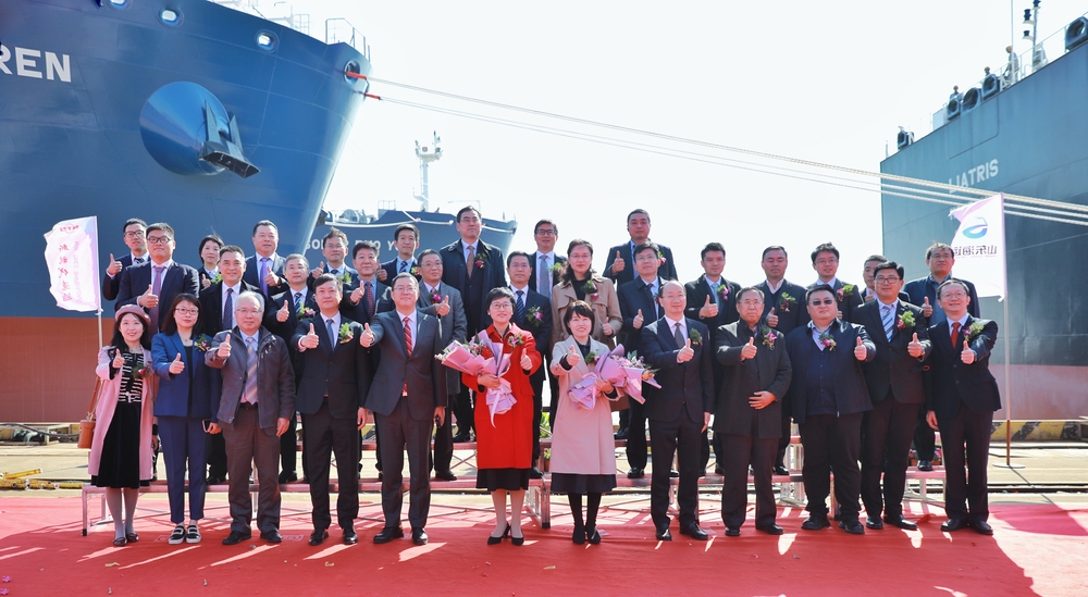 20211111055335606000.jpg 嘉宾合影