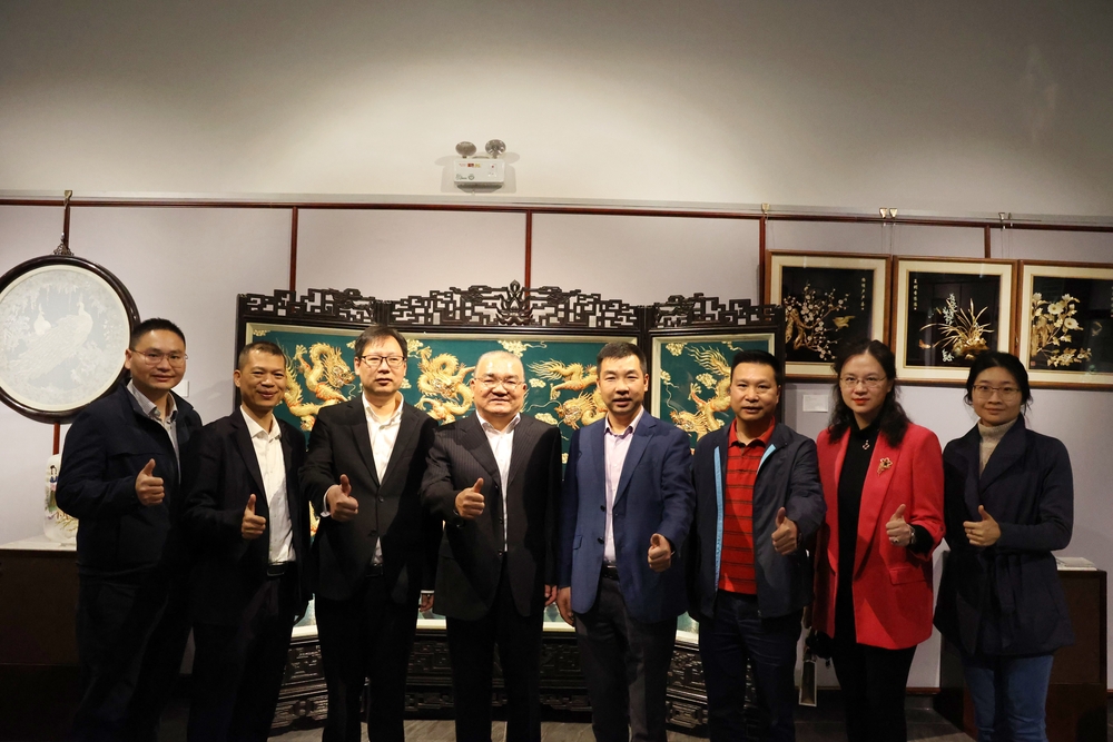 20211123125300530800.jpg 走访广东省广轻控股集团有限公司工美港