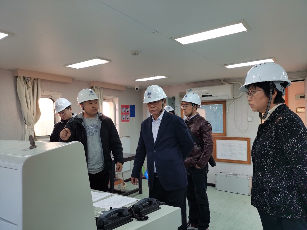 20211126135147948000.jpg 参观“吴淞”号