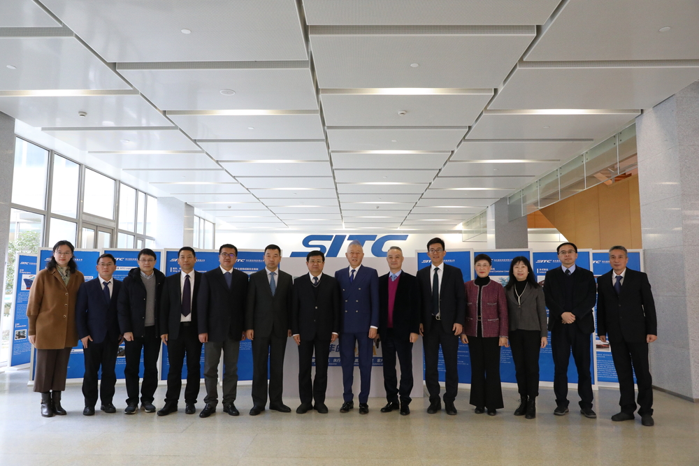 20220220070328428200.jpg 合影