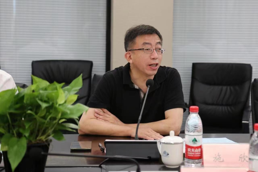 施欣副校长致辞