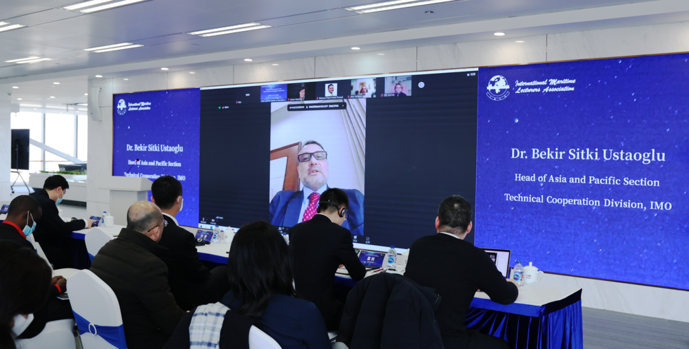 国际海事组织技术合作司亚太处处长贝基尔·锡特基·乌斯陶格鲁发表主旨演讲