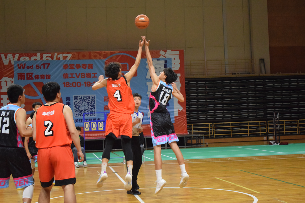 20230519085703173800.png “海事杯”决赛现场