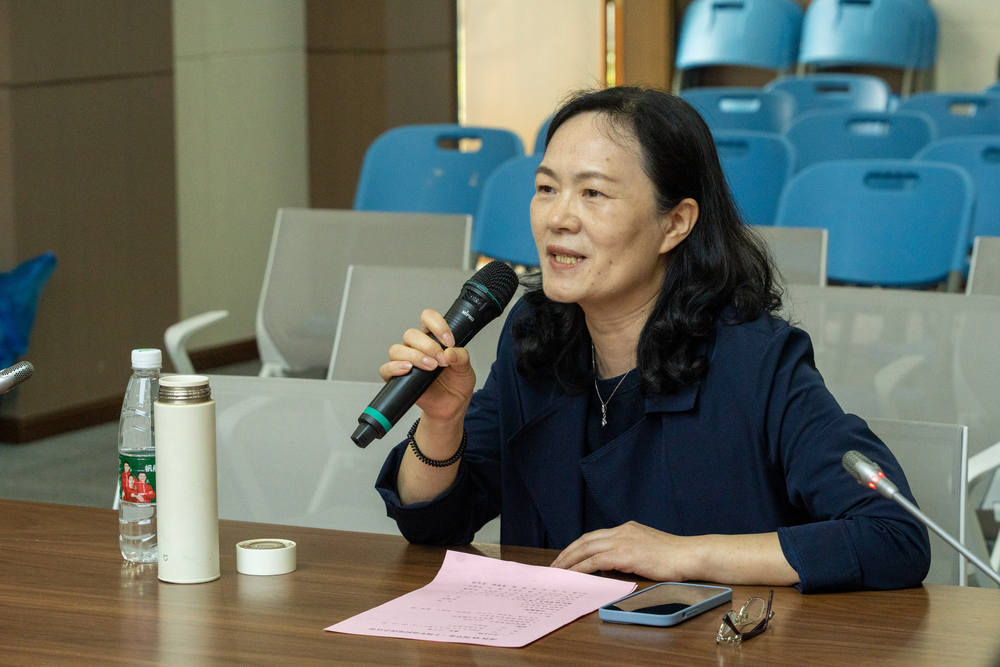 郑爱琴校友交流