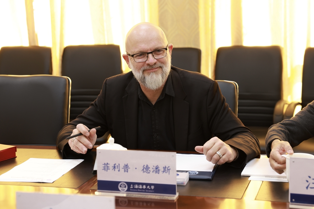 20231025115537508200.jpg 菲利普·德潘斯校长致辞