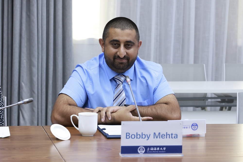 20231027144102273500.jpg 博比•梅塔副校长致辞