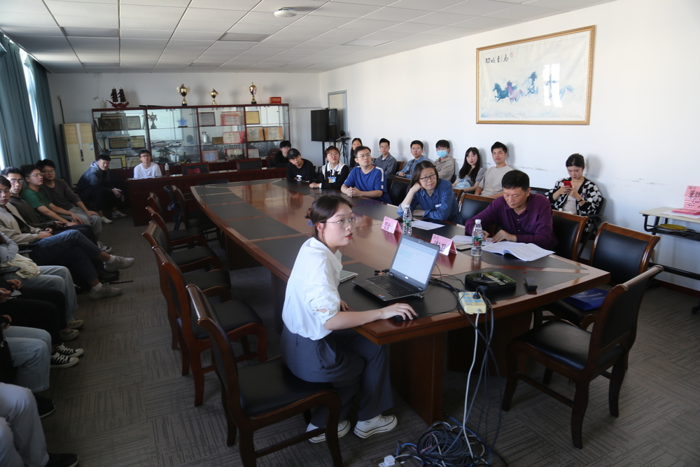 20231109021216156400.jpg 分会场学生报告