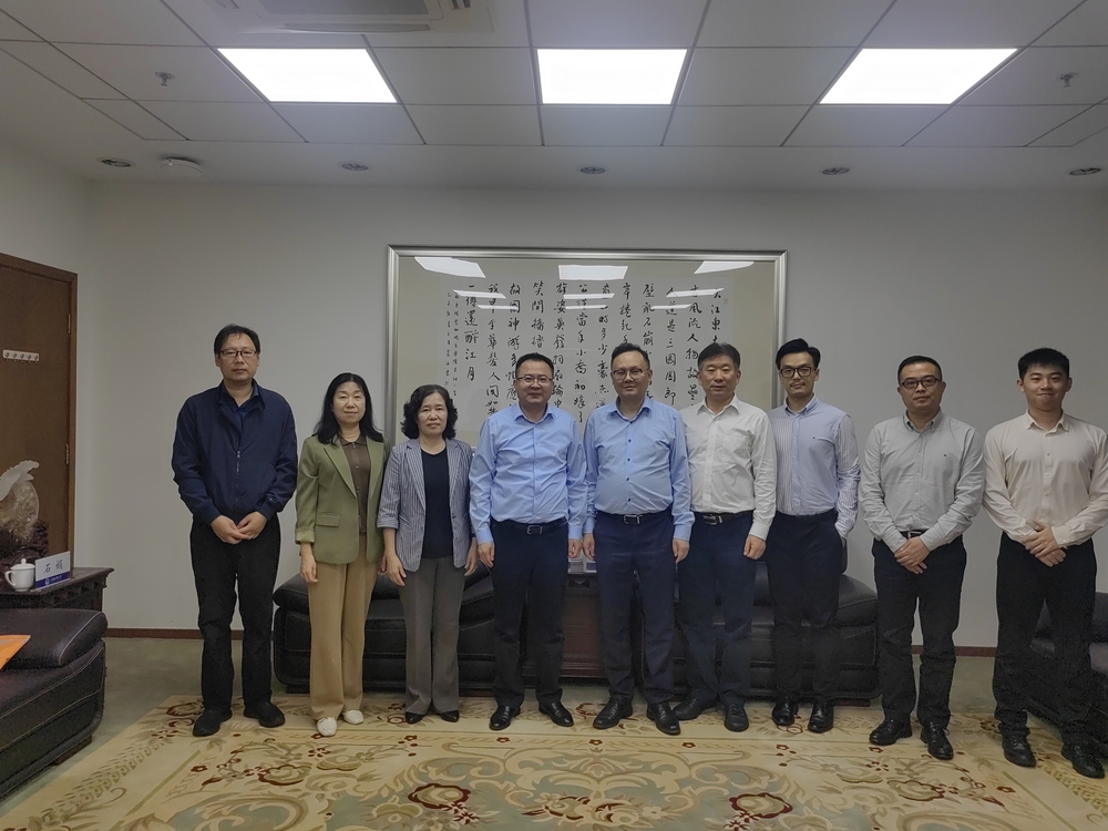 20231113053841546100.jpg 合影留念