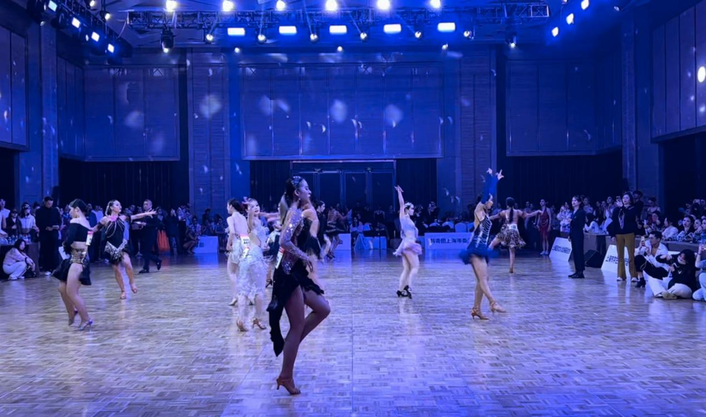 20231124014753778700.png 比赛现场