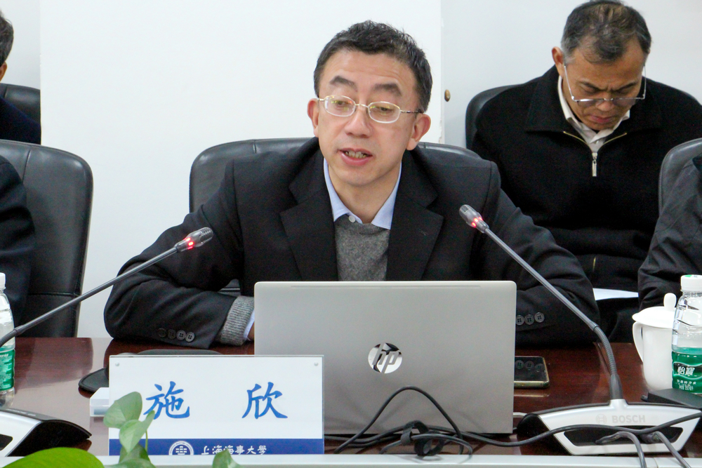 20231206122604076100.jpg 施欣汇报