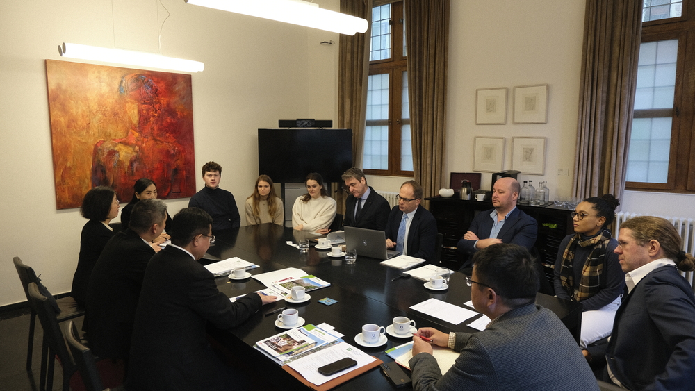 20231228121104924000.jpg 与比利时安特卫普大学博士生交流