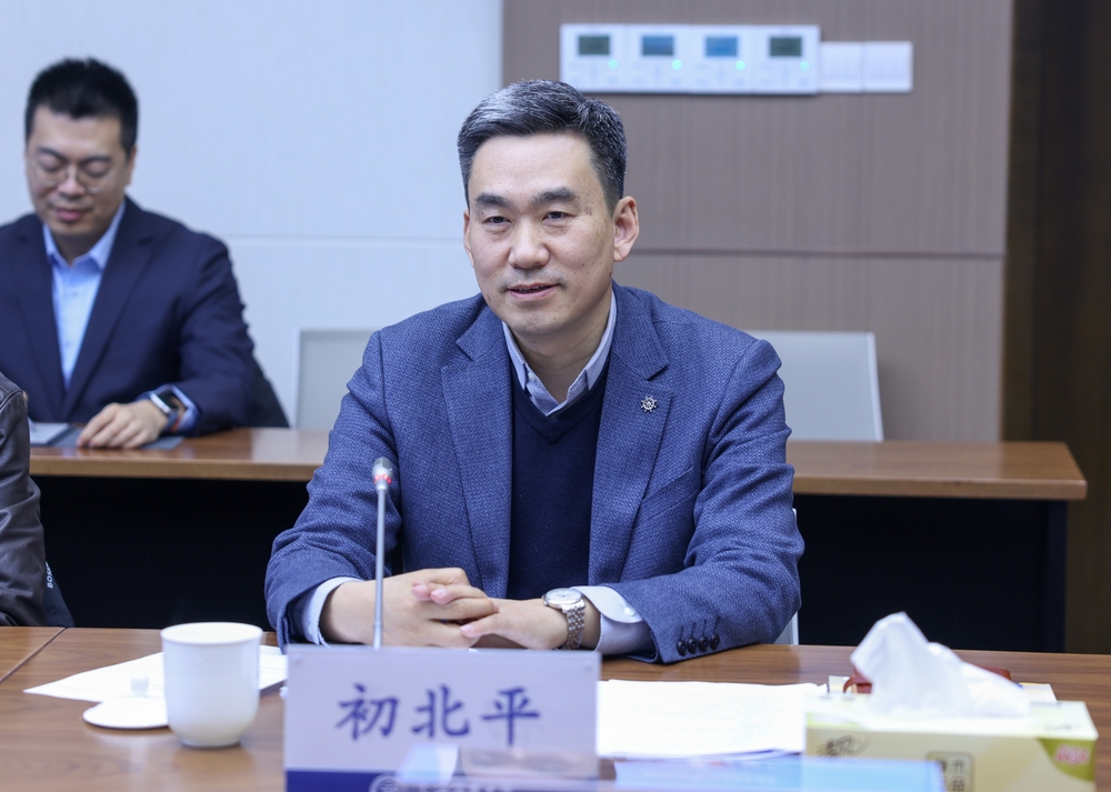 初北平校长讲话