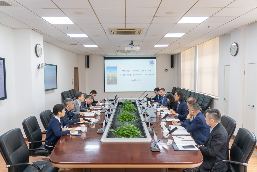 20240408082216476000.jpg 会谈现场