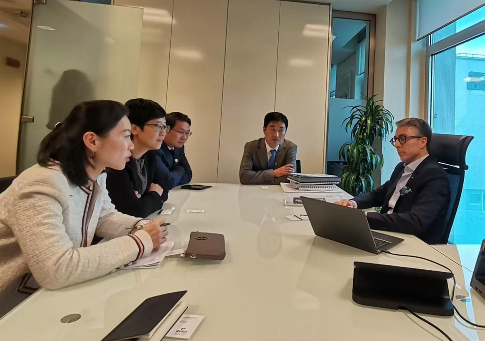 20241120021357773900.png 与歌诗达邮轮首席营运官会见