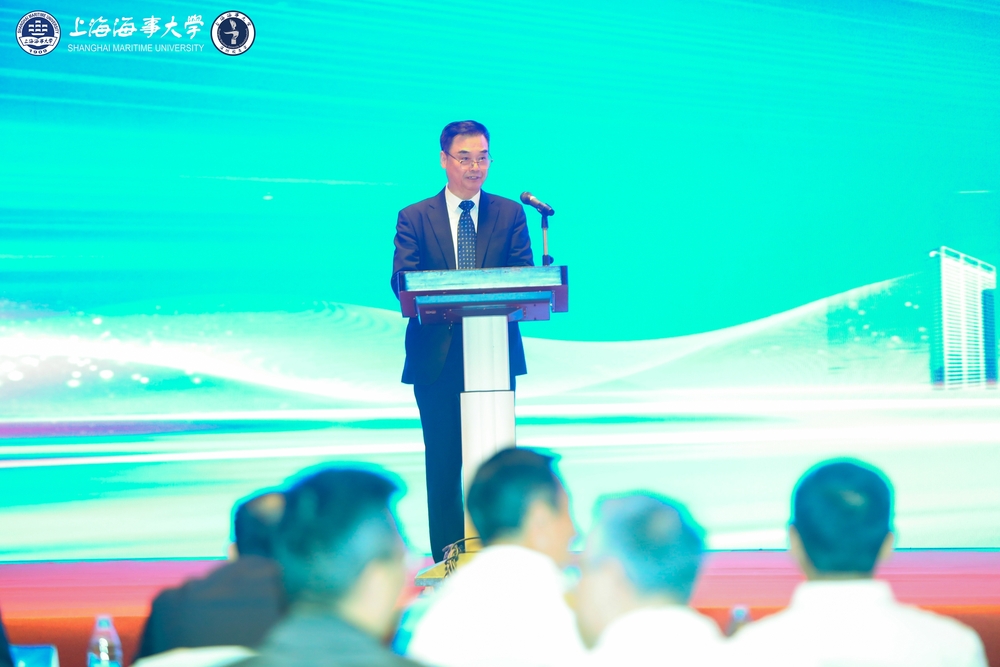 20241202101122833600.jpg 欧阳海鹏会长致欢迎辞
