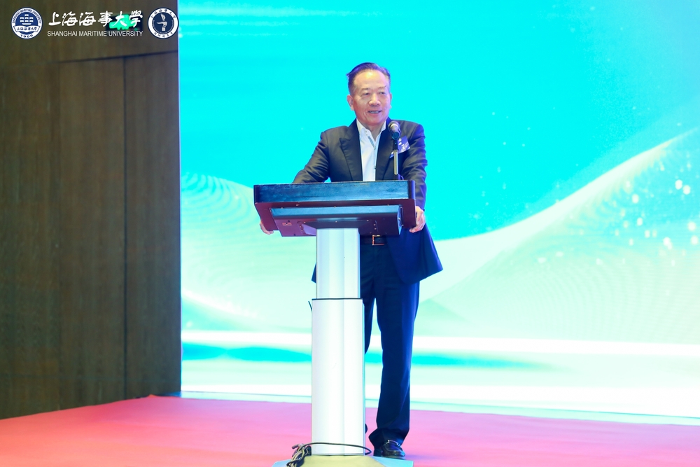 20241202101123077700.jpg 新加坡校友会荣誉会长丁文锦致贺词