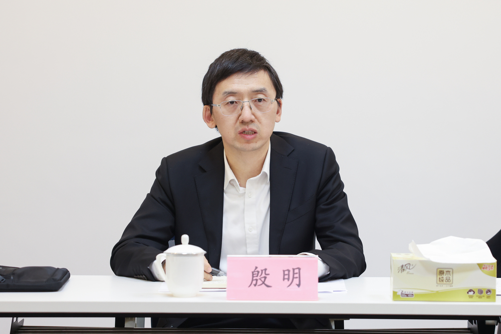 20250109044339095900.jpg 殷明副校长发言