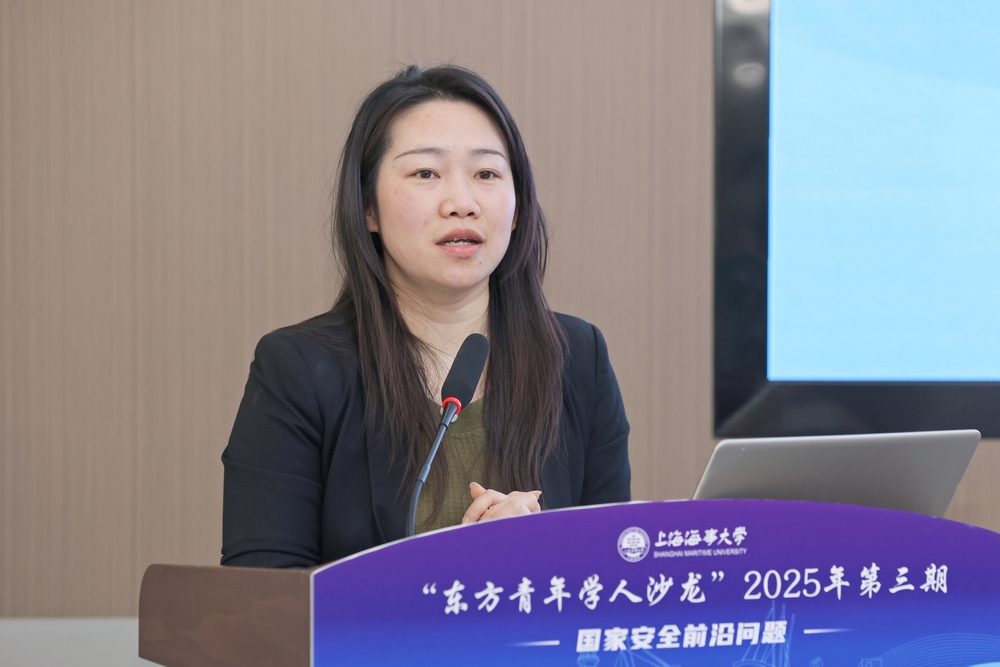 马克思主义学院副院长谢茜副教授作主题发言