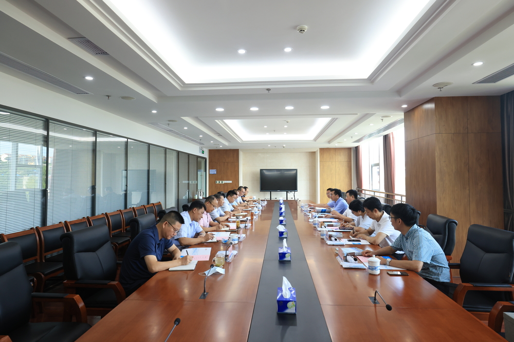 在长江三峡通航管理局座谈