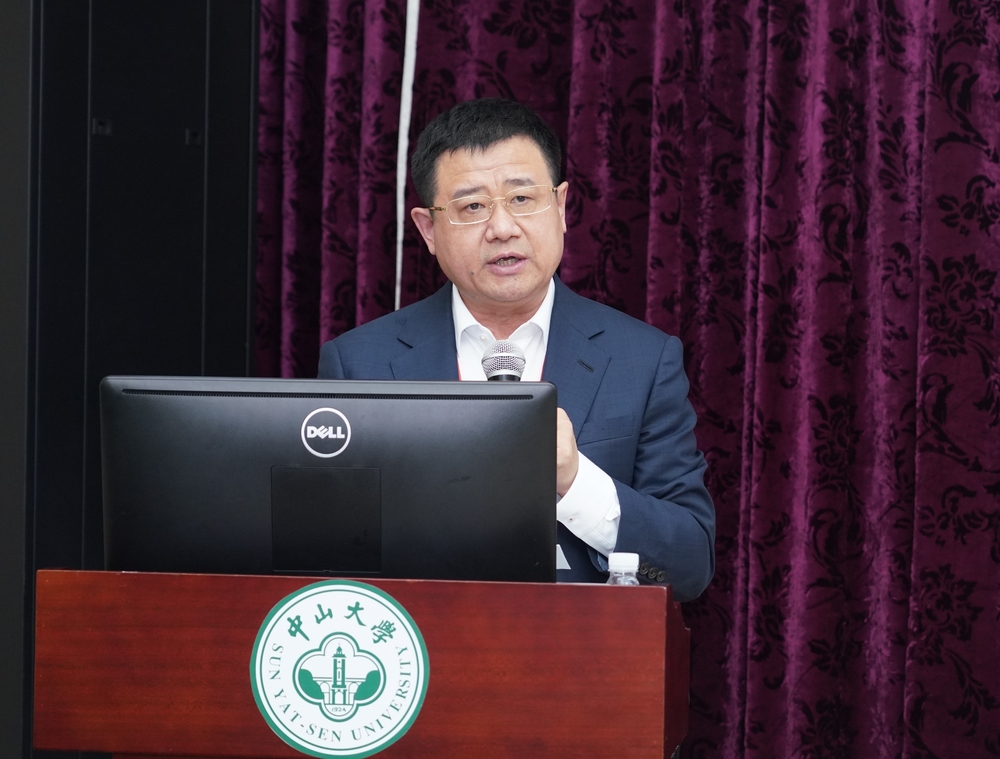 宋宝儒当选为中国海商法协会第十五届理事会副会长并讲话