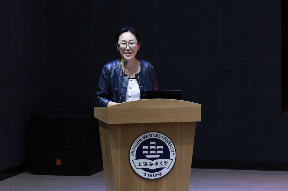 上海国际航运研究中心高级工程师赵楠发言